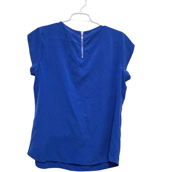 Chico’s Royal Blue Crepe Zip-Back Top Size 1 - Picture 2 of 8